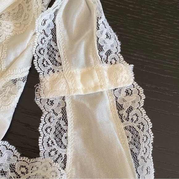 Vintage 80s Lingerie Teddy Bodysuit Ivory Bride Lace Pin Up Adjustable Medium M - Picture 6 of 8